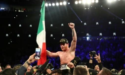 Saul Canelo Alvarez vainqueur du "combat de l'année" contre Gennady Golovkin pour les titres WBC et WBA, le 15 septembre 2018 à Las Vegas