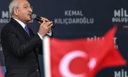 Le candidat de l'Alliance de l'opposition turque, Kemal Kilicdaroglu, qui défiera le président sortant Recep Tayyip Erdogan le 14 mai dans les urnes, en meeting à Canakkale, dans le nord-ouest de la Turquie, le 11 avril 2023 