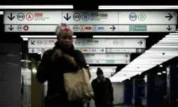 Une nette amélioration du trafic se profile lundi dans le métro parisien où une suspension de la grève contre la réforme des retraites a été votée par une majorité d'assemblées générales
