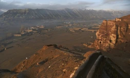 Vue de la ville de Bamiyan, le 14 mars 2021 en Afghanistan