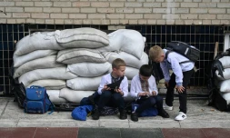 Des sacs de sable pour se protéger des bombardements russes en Ukraine, le 3 septembre 2023