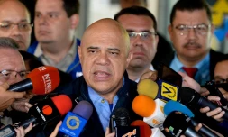 Le porte-parole de la MUD, Jesus Torrealba, le 7 juin 2016 à Caracas