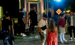 Des clients de la discothÚque Datcha à Montréal, le 28 juin 2019 au Québec