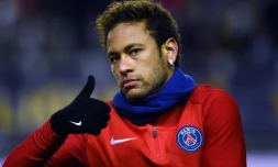 La star du PSG Neymar à l'échauffement, le 10 janvier 2018 à Amiens