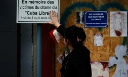 Hommage aux 14 victimes de l'incendie du bar "Au Cuba libre" à Rouen, le 6 août 2017, un an après l'accident