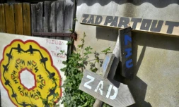 Un panneau "zad partout", le 9 septembre 2016 à la zad de Notre-Dame-des-Landes