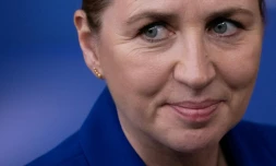 La Première ministre danoise Mette Frederiksen arrive au siège de l'UE à Bruxelles le 19 mars 2026 pour un sommet européen