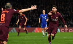 Lionel Messi buteur pour Barcelone face à Chelsea, sur une passe d'Andres Iniesta en Ligue des champions, le 20 février 2018 à Stamford Bridge