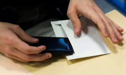 Dans certains collèges, le portable doit être rangé et éteint dès l'entrée dans l'établissement