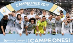 Le Real Madrid a remporté la Supercoupe d'Espagne aux dépens d'un FC Barcelone fantomatique, le 16 août 2017 au stade Santiago-Bernabeu de Madrid (2-0), confirmant sa nette victoire du match aller (3-1)