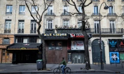 Cinémas, théâtres et restaurants fermés à Paris en pleine épidémie de coronavirus, le 15 mars 2020