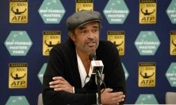 Le capitaine de l'équipe de France de Coupe Davis Yannick Noah lors d'une conférence de presse, le 2 novembre 2015 à Paris