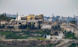Des bâtiments détruits dans le village de Yaroun, au Liban, le 13 mars 2026