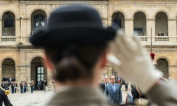 Cérémonie d'hommage aux Invalides à Paris, le 21 juin 2016