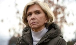 La candidate LR à l'élection présidentielle française Valérie Pécresse au cimetiÚre militaire de Yerablur à Erevan, le 21 décembre 2021