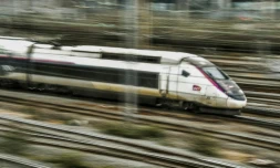 80.000 voyageurs sont concernés par l'interruption de la ligne à grande vitesse du Sud-Est, due à un défaut d'alimentation électrique dans l'Yonne lié aux orages