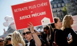 Une avocate dans une manifestation contre la réforme des retraites, à Paris, le 16 septembre 2019