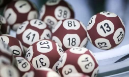 Les boules de l'Euromillion sur le plateau de la "Francaise des Jeux", à Boulogne- Billancourt, le 9 avril 2018
