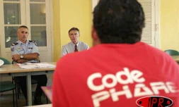 Mardi 12 avril 2005 -Lors de la réunion présentant le bilan de l'opération routes bleues.