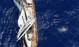 Vendredi 1er décembre 2006 - 

La goélette &quot;la Boudeuse&quot; a accosté à La Réunion avec à son bord 25 aventuriers qui font le tour du monde