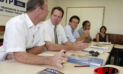 Vendredi 1er avril 2005 -Lors de la conférence de presse de la FRBTP présentant l'opération "un jour, un jeune, une entreprise"