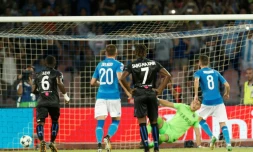 L'OGC Nice battu à Naples avec notamment un penalty signé Jorginho (N.8) au stade San Paolo, le 16 août 2017