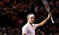 Le Suisse Roger Federer après sa victoire contre le Japonais Kei Nishikori, au Masters 1000 de Paris le 2 novembre 2018