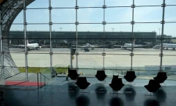 Avions sur le tarmac vus du terminal 2E de l'aéroport Roissy Charles-de-Gaulle, le 12 mai 2020