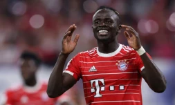 L'attaquant du Bayern Munich Sadio Mané contre le RB leipzig en Supercoupe d'Allemagne, le 30 juillet 2022 à Leipzig