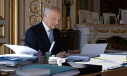 Le président du Conseil constitutionnel, Laurent Fabius, dans son bureau, le 19 octobre 2023 à Paris