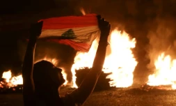 Manifestation antigouvernementale Ă Byblos, au nord de Beyrouth, le 13 novembre 2019