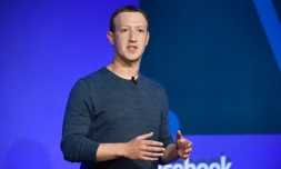 Mark Zuckerberg lors d'une conférence de presse à Paris le 23 mai 2018