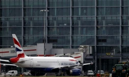 Un Airbus de British Airways stationné sur le tarmac de l'aéroport de Heathrow, (banlieue de Londres), le 10 mai 2020
