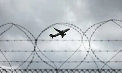 Un Airbus A320 de la compagnie Lufthansa prend son envol de l'aéroport de Berlin, le 5 juin 2020