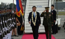 Le président chinois Xi Jinping à son arrivée à l'aéroport de Manille le 20 novembre 2018