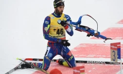 Le biathlÚte français Martin Fourcade au tir lors du 20 km individuel de Ruhpolding (Allemagne), le 13 janvier 2016