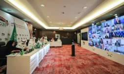 Photo diffusée le 10 avril 2020 par le ministère saoudien de l'Energie montrant une salle de réunion par videoconférence à Ryad des ministres du Pétrole des pays du G20
