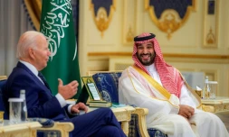 Le président américain Joe Biden et le prince héritier saoudien Mohammed ben Salmane, le 15 juillet 2022 à Jeddah (Arabie saoudite)