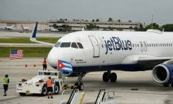 L'avion de JetBlue Airways dĂ©colle Ă Fort Lauderdale, aux Ătats-Unis, Ă destination de Cuba, le 31 aoĂ»t 2016
