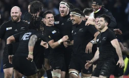 La joie des All Blacks, vainqueurs de l'Australie en finale du Mondial, le 31 octobre 2015 Ă Twickenham