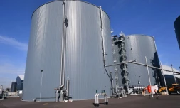 Des cuves de méthanisation sur le site de TotalEnergies BioBearn à Mourenx, dans les Pyrénées-Atlantiques, le 16 février 2023