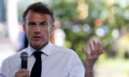 Le président Emmanuel Macron, le 22 avril 2025 à Saint-André, à La Réunion