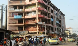 Une rue de Conakry le 15 février 2016