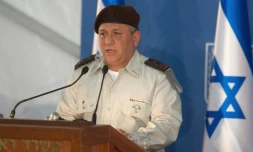 Le chef d'état-major israélien Gadi Eisenkot, lors de sa cérémonie d'intronisation, dans les bureaux du Premier ministre à Jérusalem, le 16 février 2015 