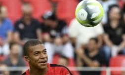 L'attaquant de l'AS Monaco Kylian Mbappé au stade Gaston-Gérard de Dijon, le 13 août 2017