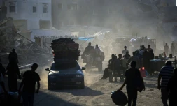 Des déplacés palestiniens à Khan YounÚs, dans le sud de la bande de Gaza, le 2 juillet 2024