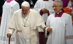 Le pape François a exprimé son "grand regret" de ne pouvoir entreprendre ce samedi son voyage initialement prévu en République Démocratique du Congo et au Soudan du Sud, reporté en juin sine die en raison de douleurs au genou