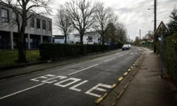 "C'est énervant de pas aller à l'école, de pas sortir, voir les copines", regrette Colette, 8 ans