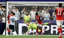 Le but inscrit par Lionel Messi (N.10, de dos) à la 38e minute du match contre l'Autriche le 22 juin 2026 à Arlington. Avec 17 buts, la superstar argentine est désormais seul en tête du classement des meilleurs buteurs en Coupe du monde