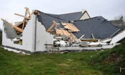 Une maison détruite par le passage de la tempête Aurore, le 21 octobre 2021 à Plozevet, dans le Finistère